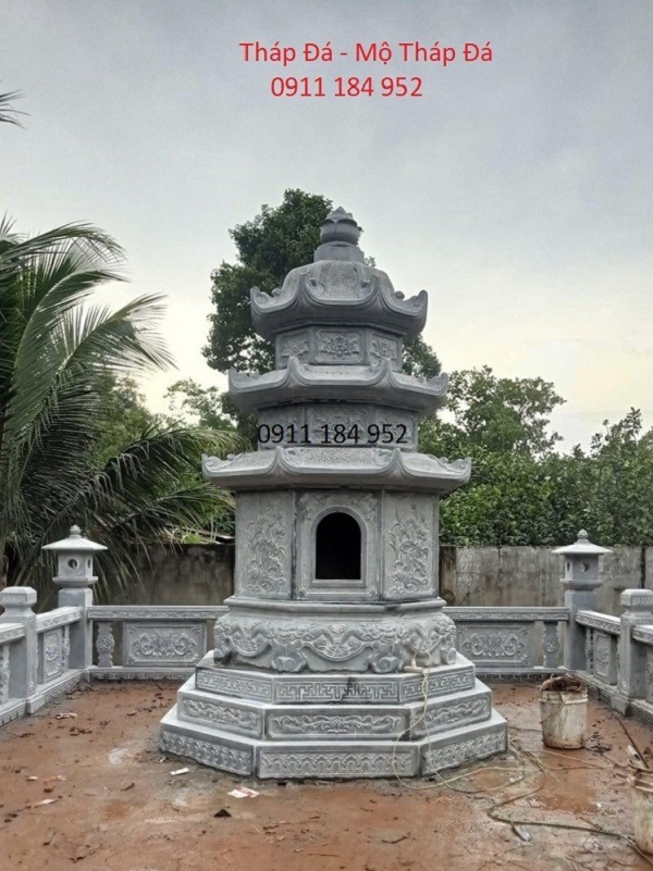 Tháp Đá tháp đá