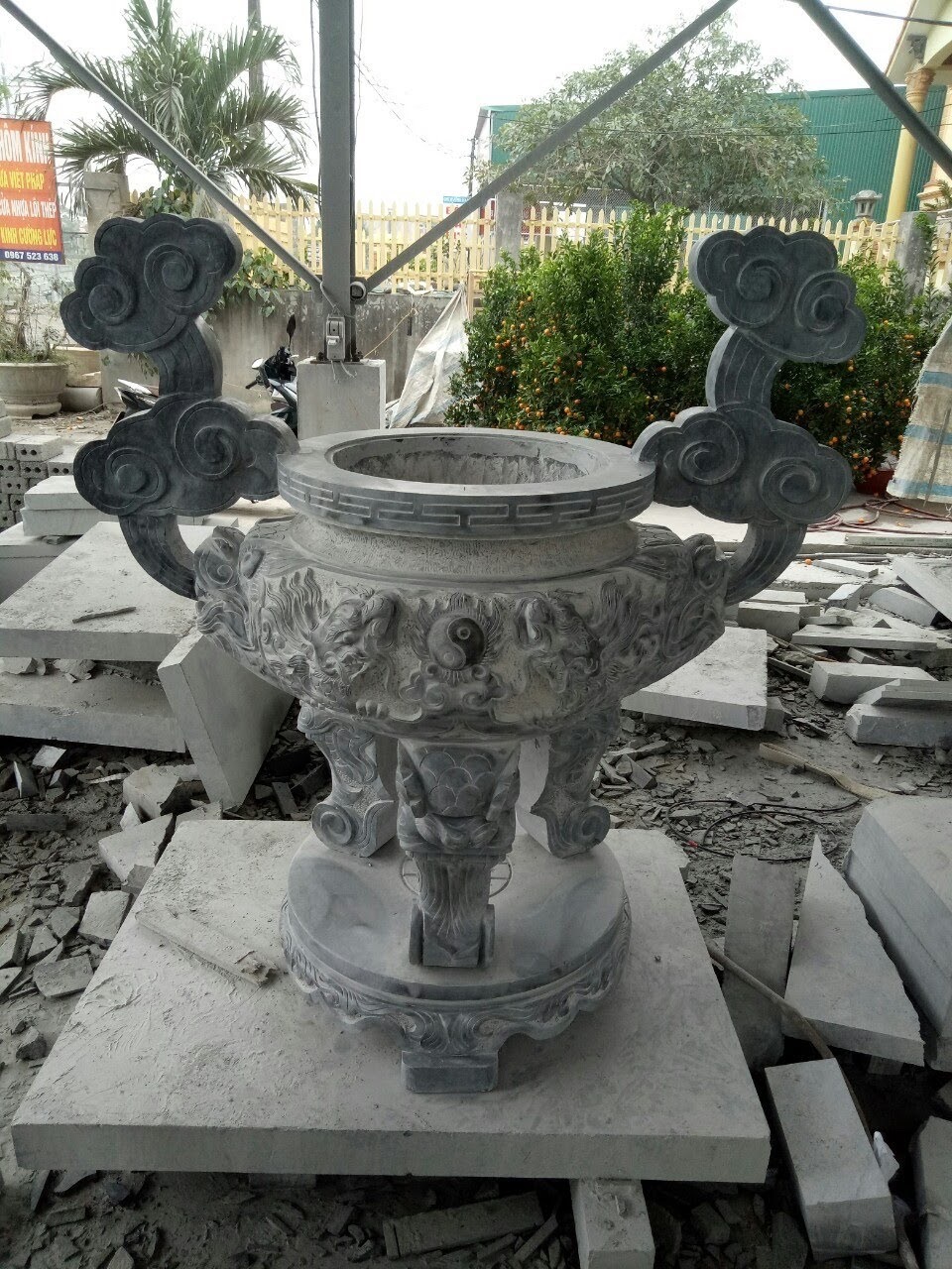 Lư Hương Đá Nguyên Khối Lư hương đá nguyên khối thiên nhiên, sản phẩm tâm linh chất lượng cao - mẫu 1