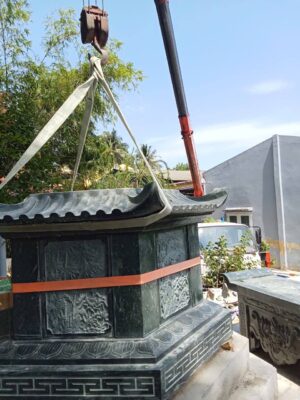 Tháp đá xanh tự nhiên 3 tầng đẹp và ý nghĩa phong thủy