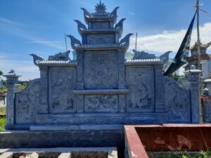Mẫu Lăng Thờ Trong Khuôn Viên Nghĩa Trang Gia Đình bằng đá tự nhiên