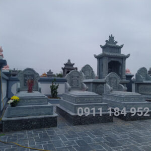 Khuôn Viên Lăng Mộ Đá Xanh Rêu Khuôn viên lăng mộ đá xanh rêu chất lượng cao tại Ninh Bình